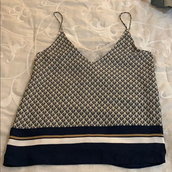 Patterned Tank Top - Picture 3 of 4